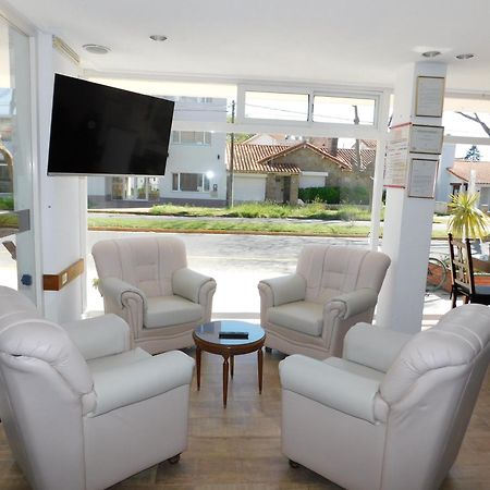 Lugra Hotel 미라마르 외부 사진